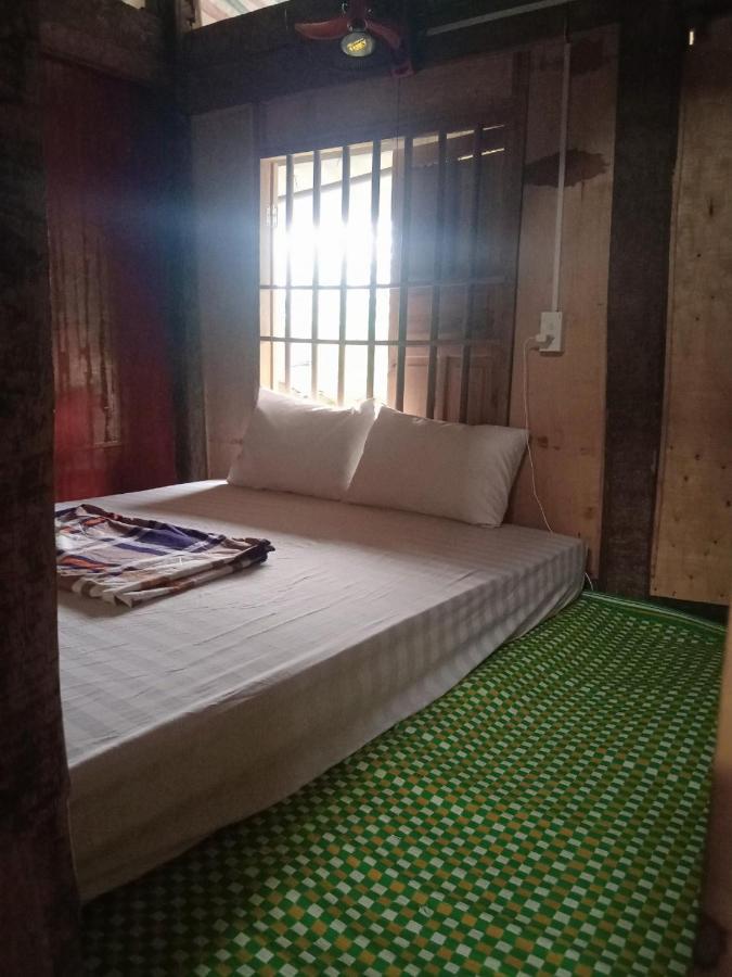 Du Gia Van Chung Homestay Làng Cac エクステリア 写真