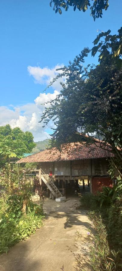 Du Gia Van Chung Homestay Làng Cac エクステリア 写真