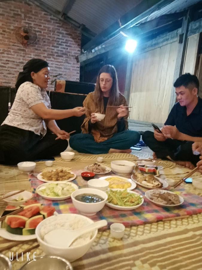Du Gia Van Chung Homestay Làng Cac エクステリア 写真