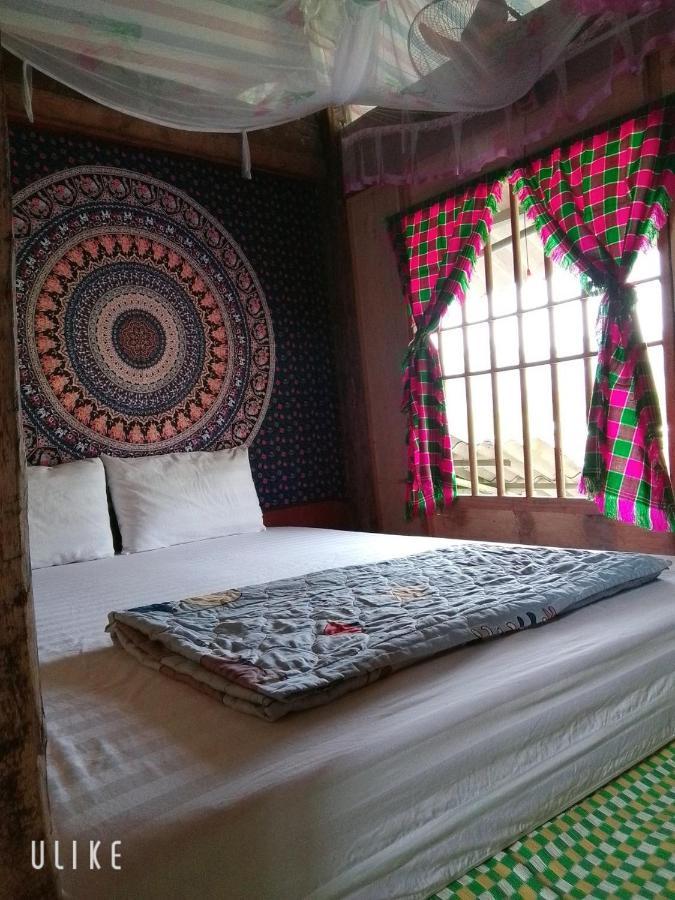 Du Gia Van Chung Homestay Làng Cac エクステリア 写真